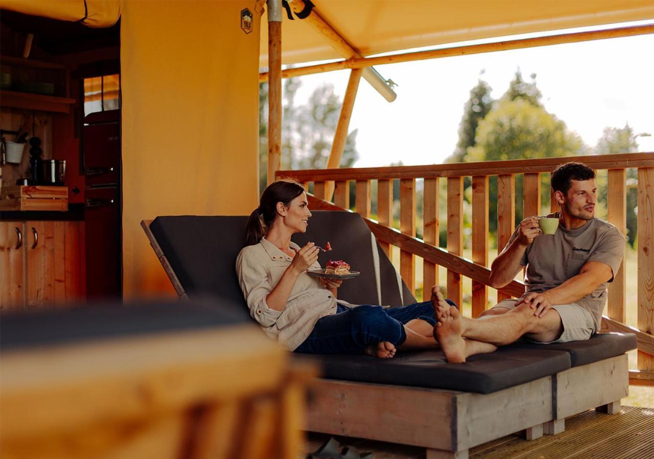 Azur Camping Schwaebische Alb Sonnenbühl Exteriér fotografie
