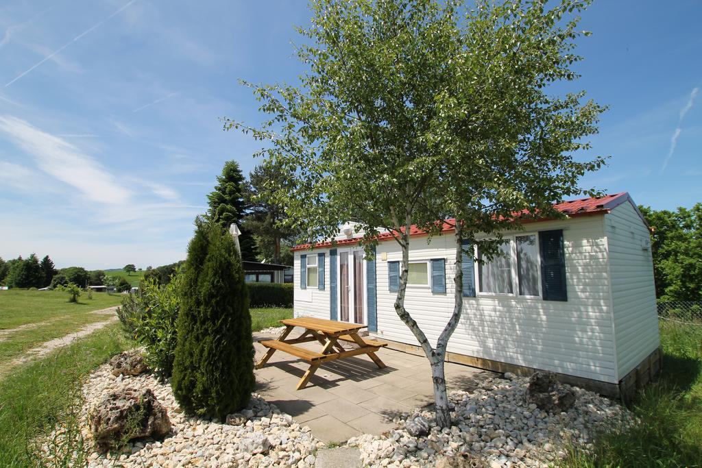 Azur Camping Schwaebische Alb Sonnenbühl Exteriér fotografie
